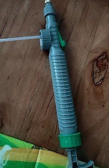 Насадка для розпилення води під тиском
